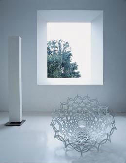 花一樣綻放的鏤空椅子_家具產(chǎn)品_家具熱點_和家裝修家居網(wǎng)